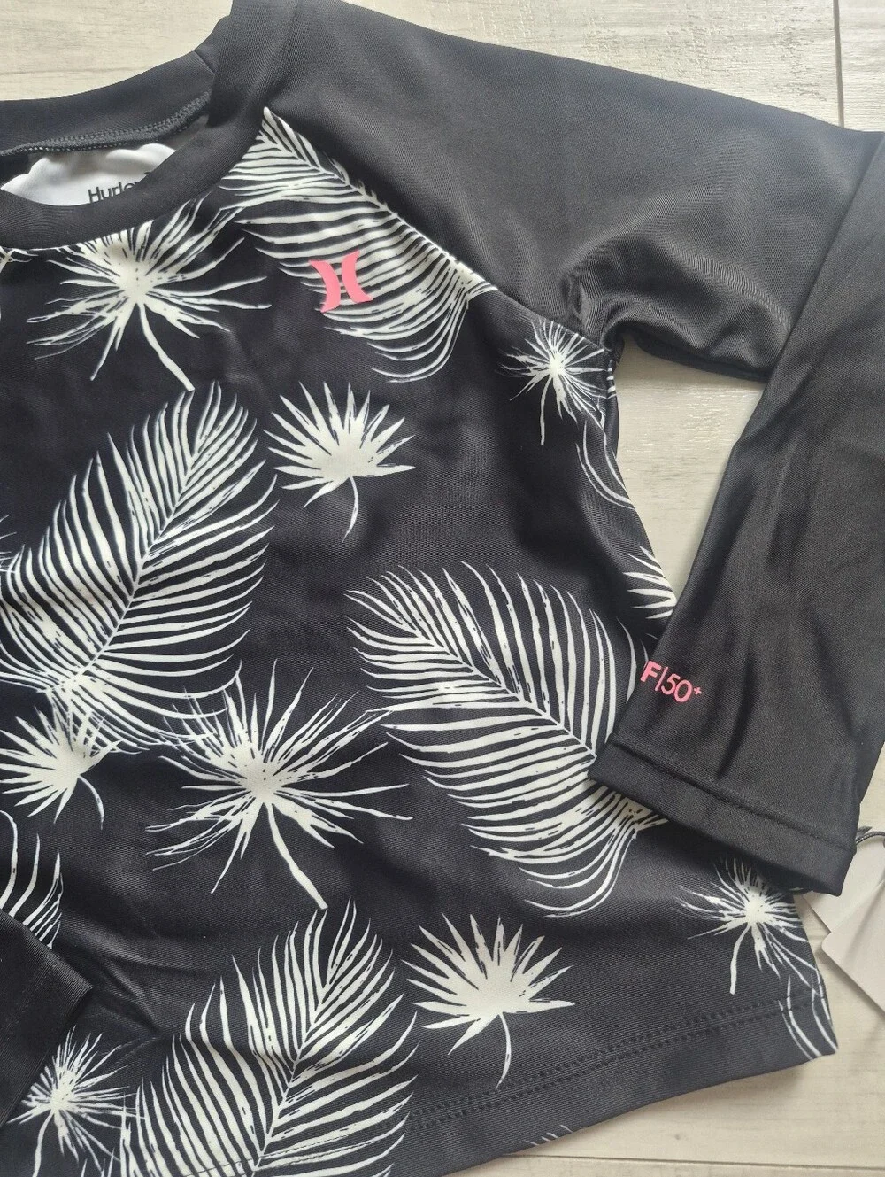 Hurley midnight palms